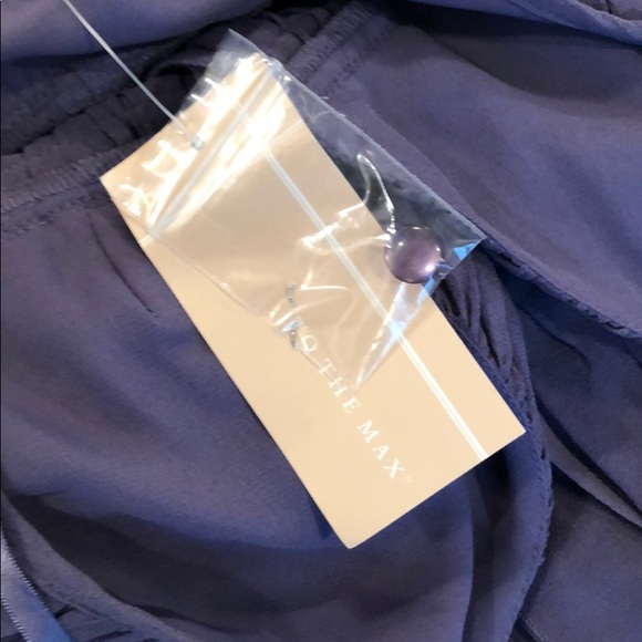 To the Max - Picture 5 of 5